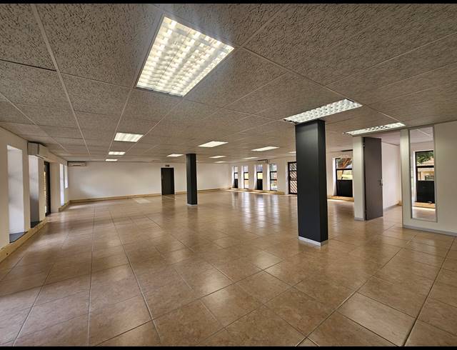 229M² OFFICE TO LET IN HURLINGHAM